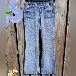Amethyst Jeans. Faded blue. Size 5